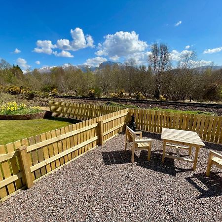 Per Ardua Shepherds Hut Fort William Exteriör bild