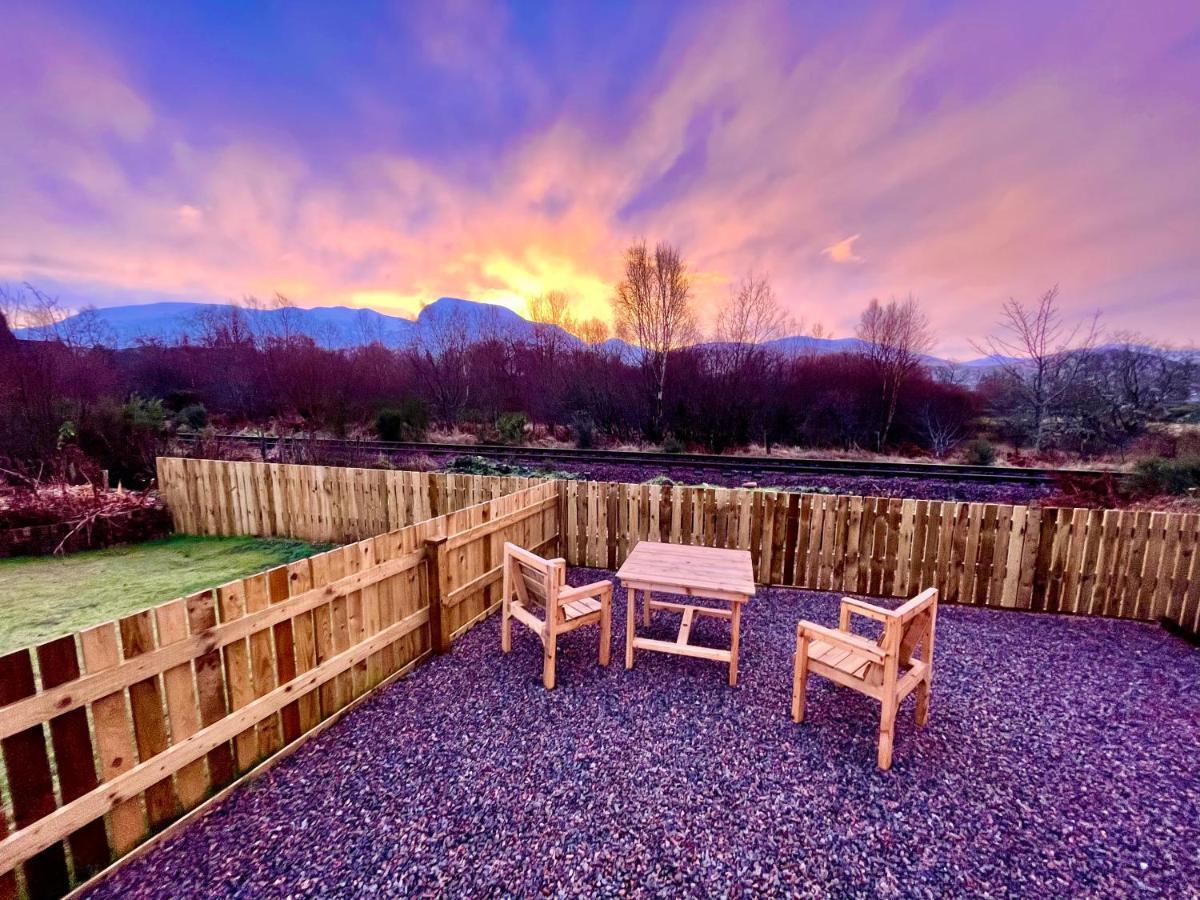 Per Ardua Shepherds Hut Fort William Exteriör bild